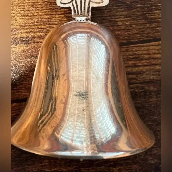 VINTAGE: Solid brass bell. - Picture 7 of 8